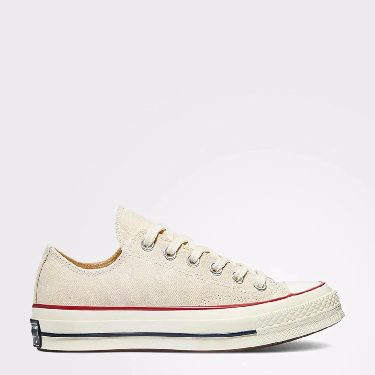 Converse Off White Low-Tops
